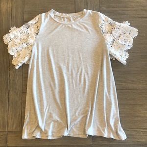 Lace sleeve grey tee shirt top blouse tunic M